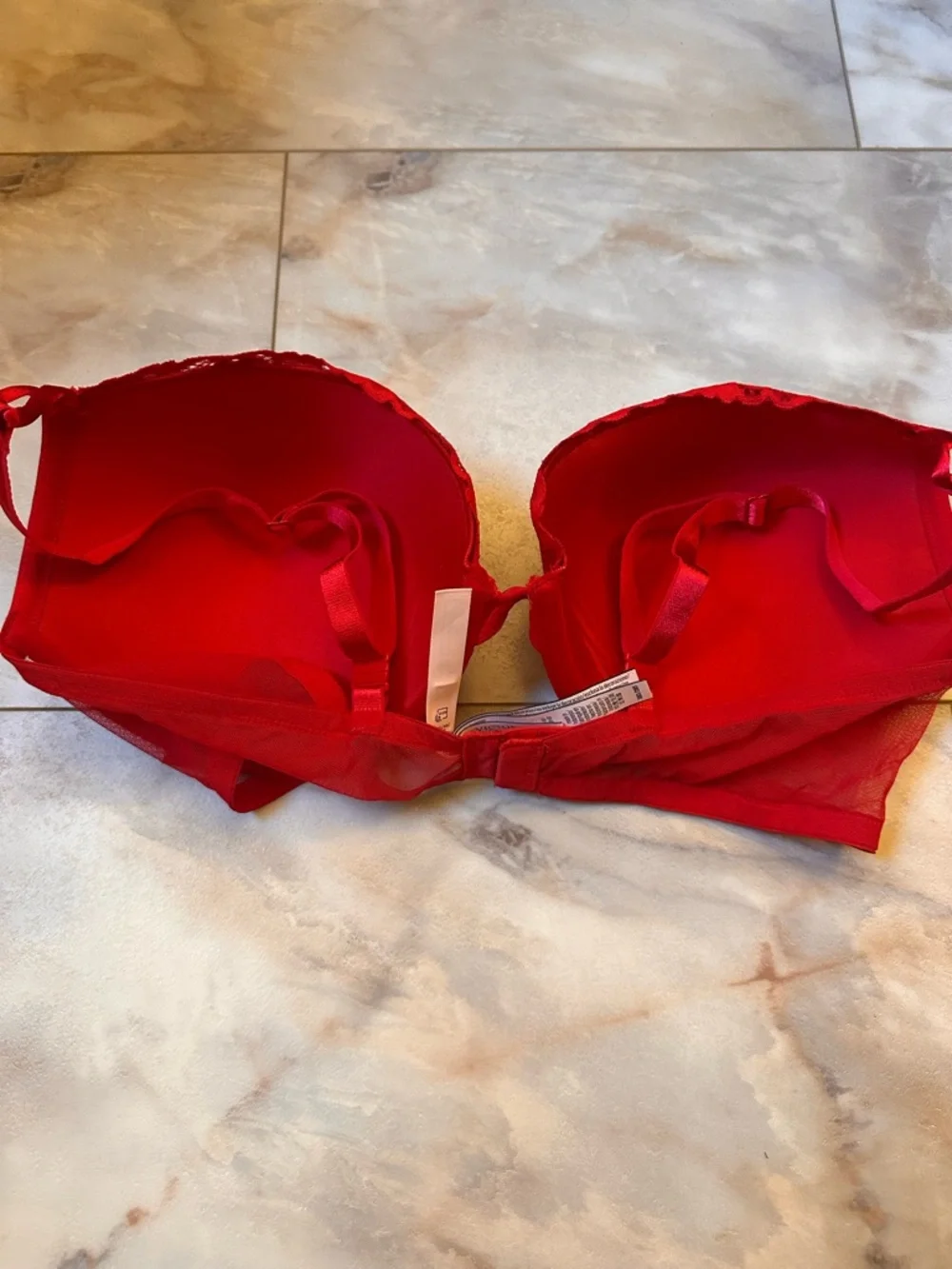 Red Lace Push-Up Bra - Women Victoria Secret
